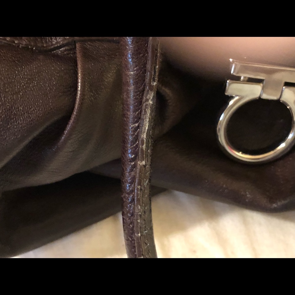 Handbag - Picture 7 of 8